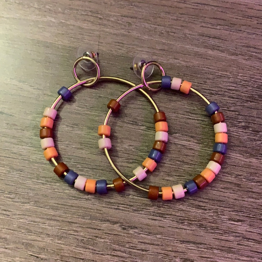 AMERICAN EAGLE earrings